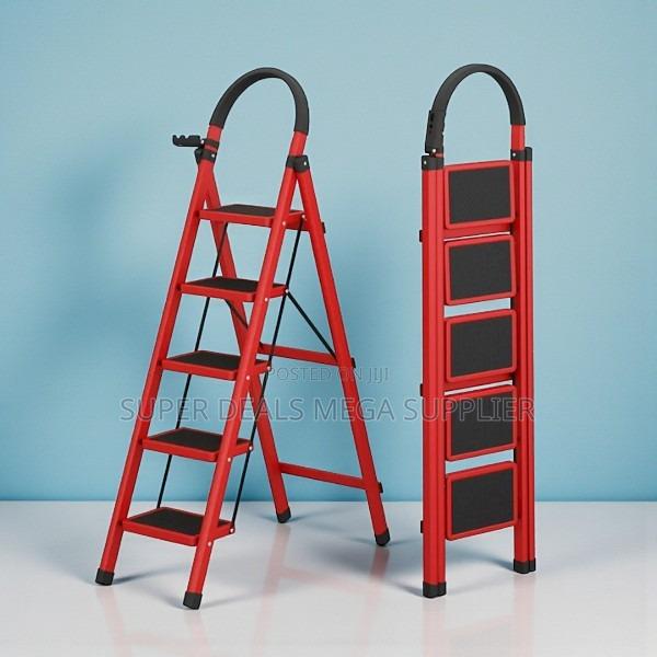 Non Slip Ribbed Steps Safe Structure 5 Step Ladder Stepladder