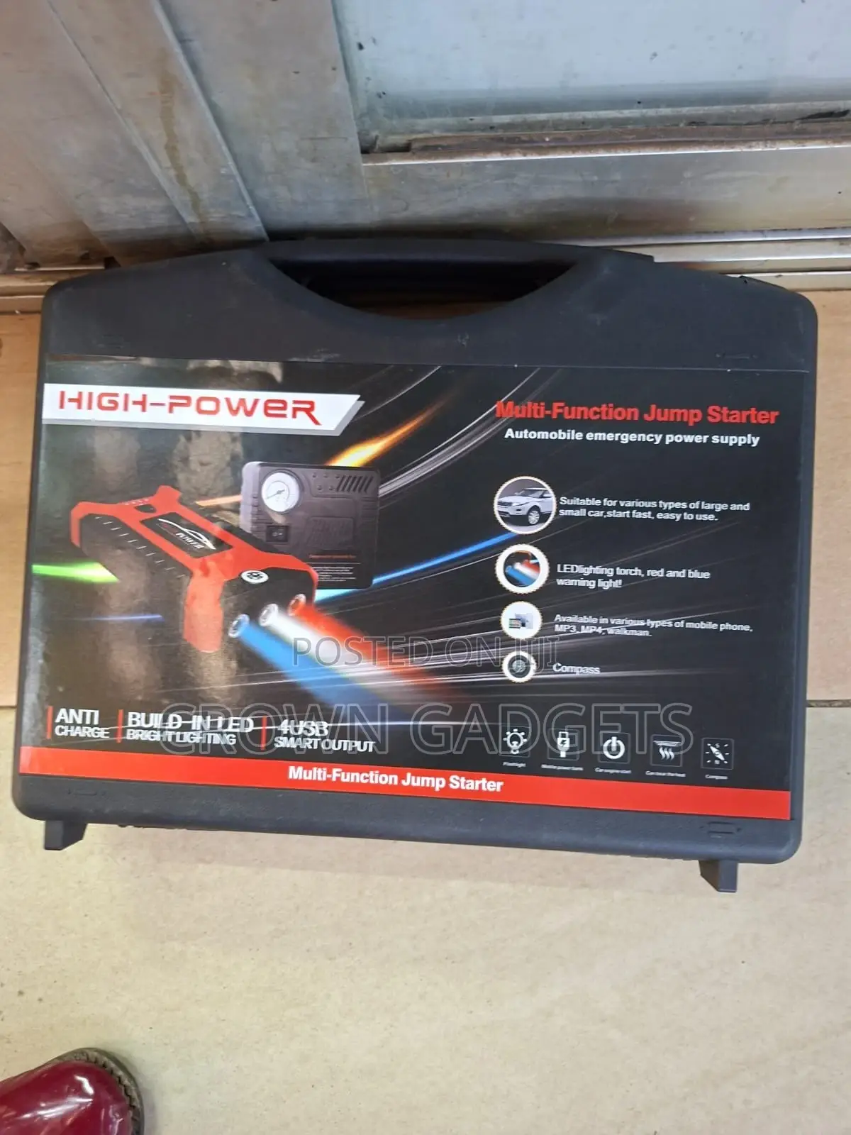 Portable Car Jump Starter With 4 Usb Outputs Led Torch