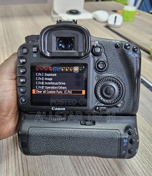 Canon Eos 7d DSLR Camera + Battery Grip - thumbnail 2