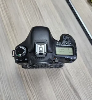 Canon Eos 7d DSLR Camera + Battery Grip