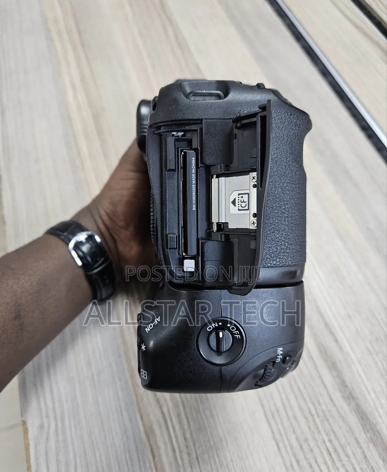 Canon Eos 7d DSLR Camera + Battery Grip