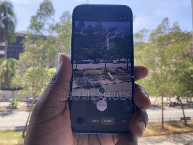 Apple iPhone 13 128 GB Blue - thumbnail 2