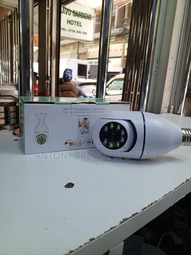 V380 Pro Wifi Panorama Bulb Camera - thumbnail 2