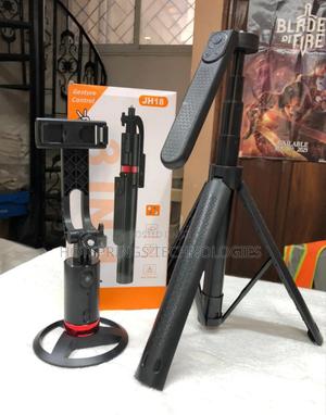 Ai Face Tracking Gesture Control Gimbal Tripod - main view