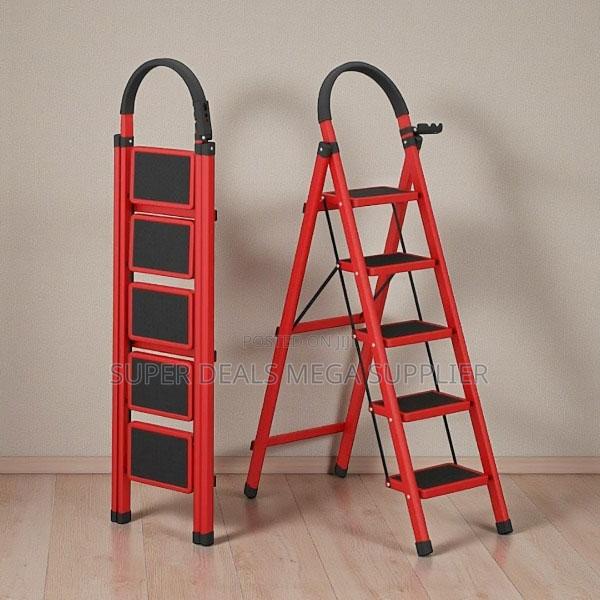 High Performance Safe Domestic Use 5 Step Ladder Stepladder