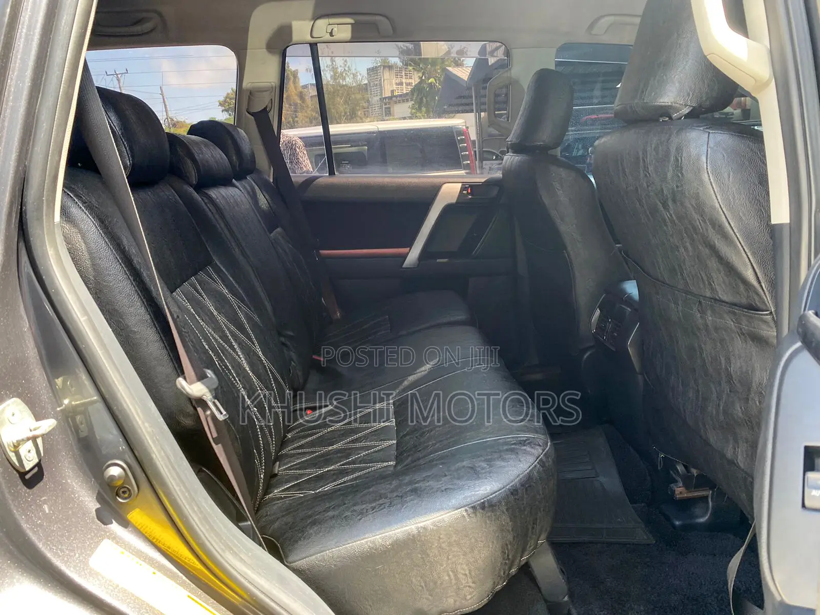 Toyota Land Cruiser Prado 2015 Gray