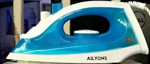 Ailyons Hd200a-K Electric Steam Iron**£