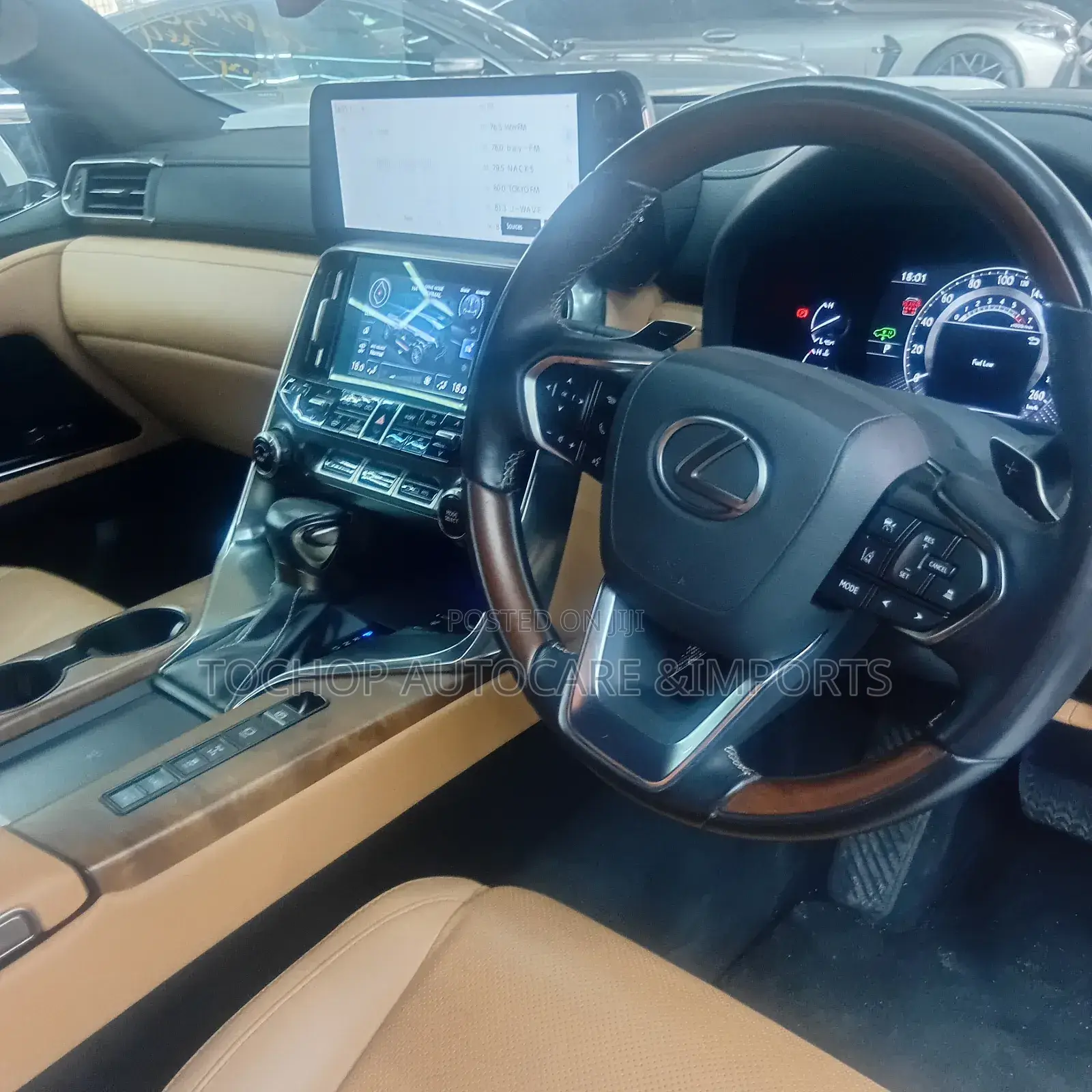 Lexus LX LX 600 2022 White