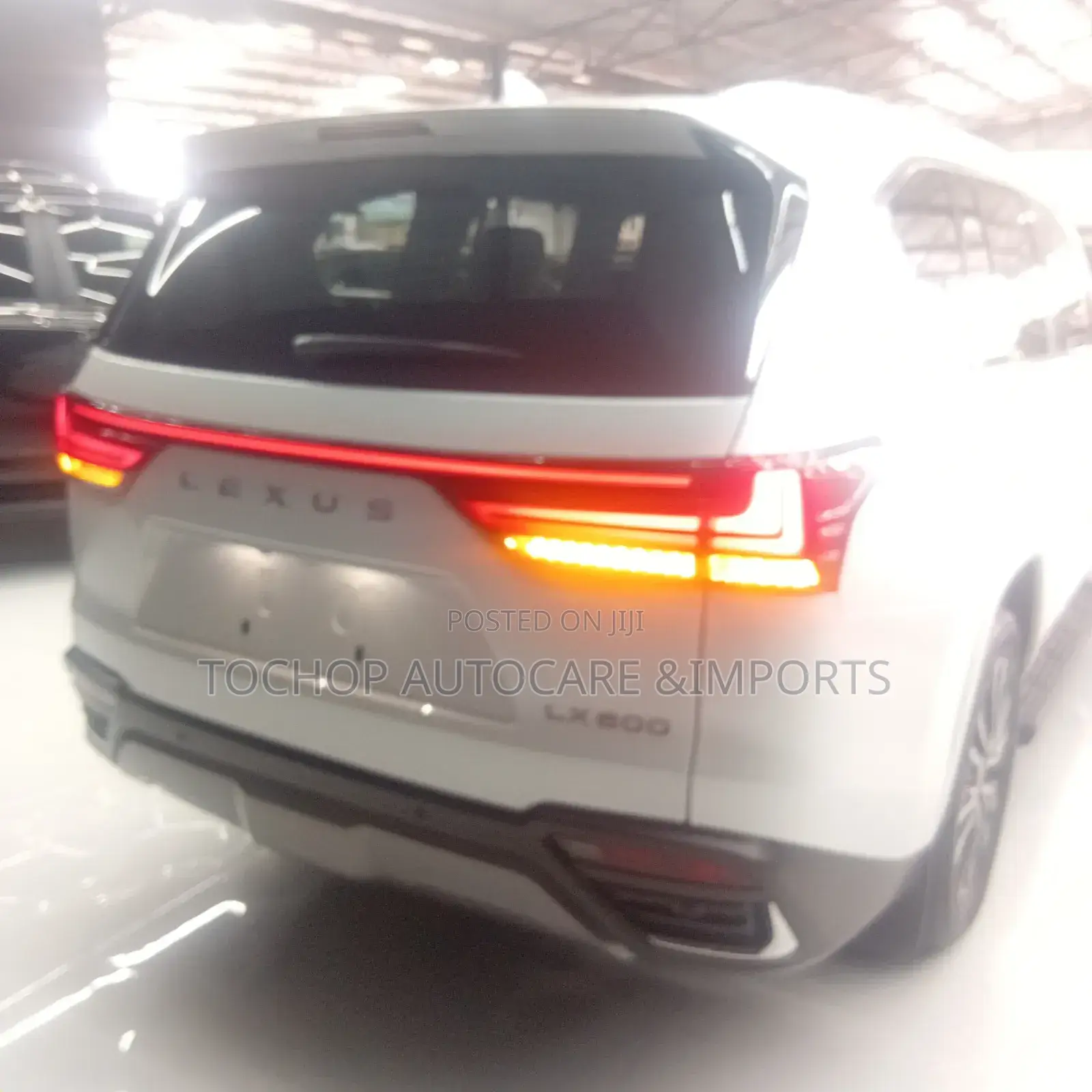 Lexus LX LX 600 2022 White