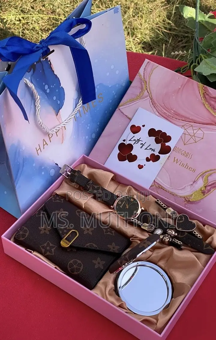 Monogram Purse Set Valentines Ladies Gift Set *