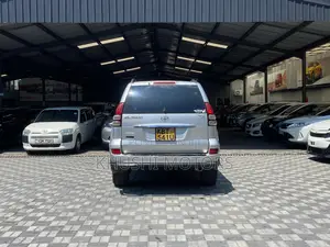 Toyota Land Cruiser Prado 2005 Silver