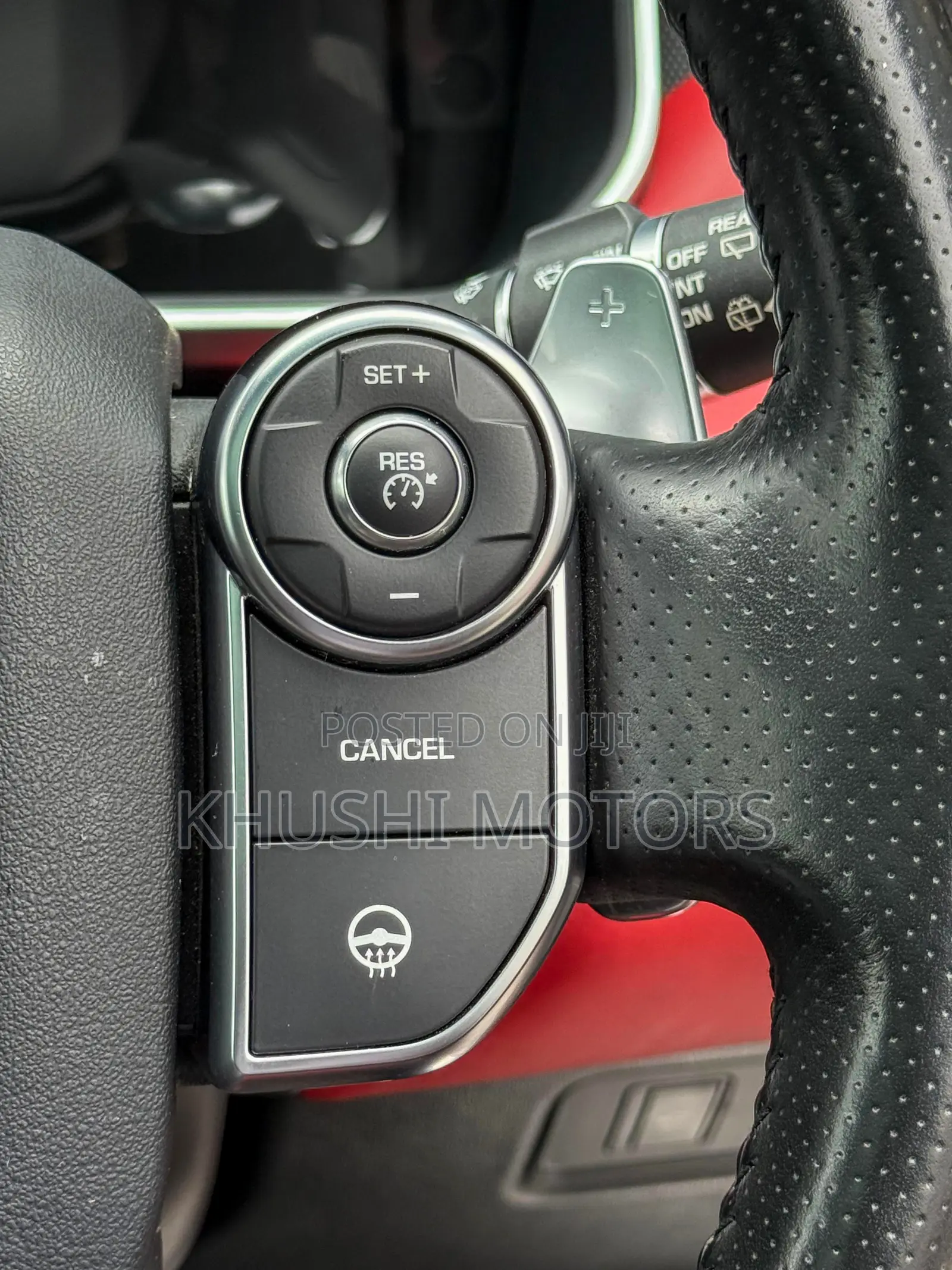 Land Rover Range Rover 2016 Red