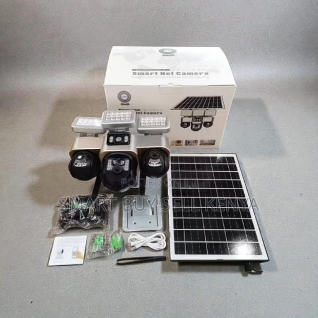 Easy to Install 12mp 4g PTZ Rotating CCTV Camera With Solar Floodlight - main view