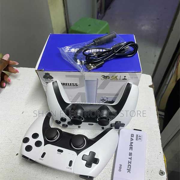 10000+ Retro Game Hd Handheld Game Console Wireless Gamepads - thumbnail 2