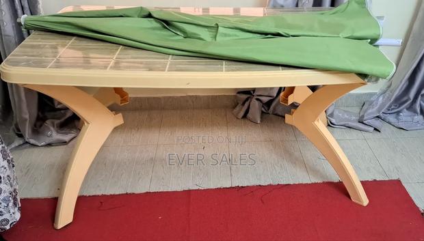 For Sale: Outdoor Plastic Table With Umbrella and Stand
