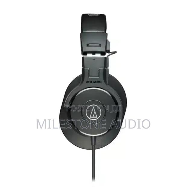 Audio-Technica Ath-M30x Professional Studio Monitor Headphones