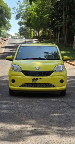Daihatsu Boon 2018 Yellow