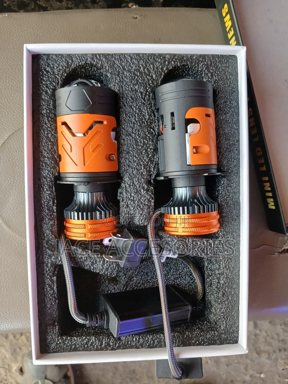 Bright Mini Projectors H4 F90