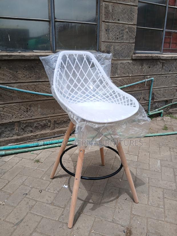 Brand New Modern White Lattice Plastic Accent Chair