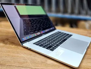 Laptop Apple MacBook 2016 16GB Intel Core I7 SSD 512GB
