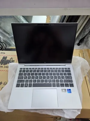 New Laptop HP EliteBook 845 G8 16GB AMD Ryzen 5 SSD 256GB