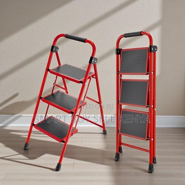 Compact Design Space Efficient Aluminum 3 Step Ladder Stepladder