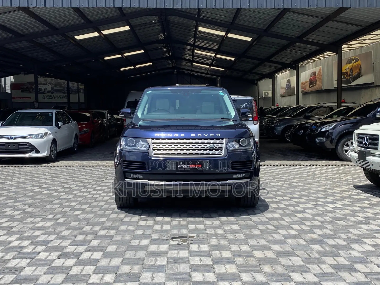 Land Rover Range Rover Vogue 2017 Blue