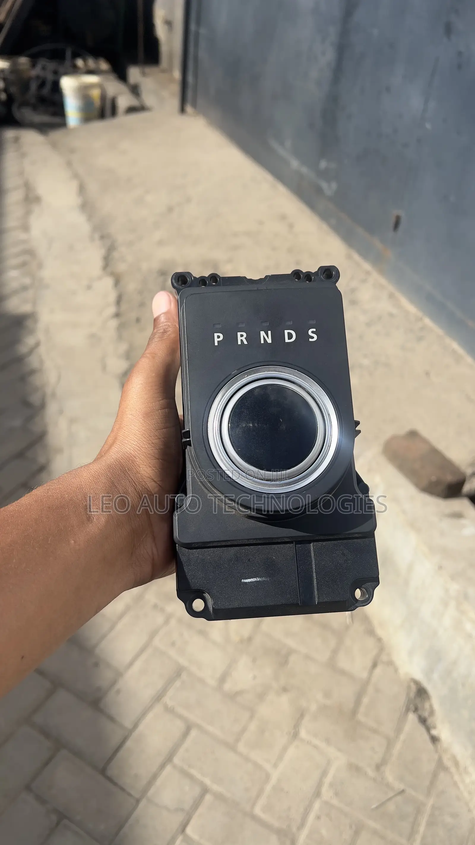 Gear Knob for Land Rover Discovery 4 and Range Rover