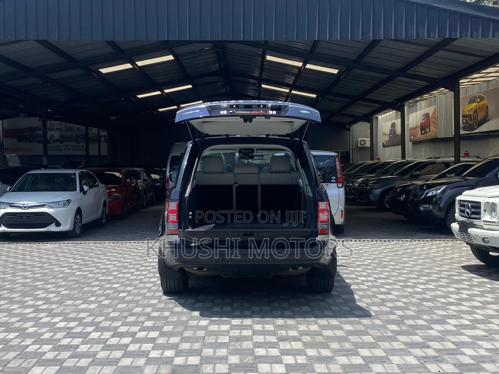 Land Rover Range Rover Vogue 2017 Blue