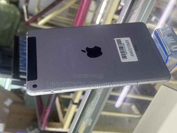 Apple iPad mini 4 128 GB Gray - main view