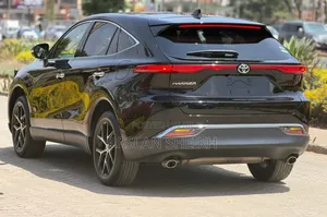 Toyota Harrier 2020