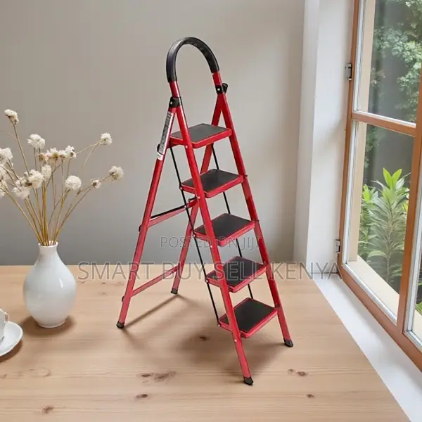 Sturdy Steel Safe and Reliable Quality 5 Step Ladder Stepladder