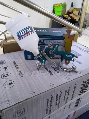 High Standard 600cc Air Spray Gun