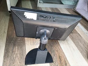 19 Inches Dell Monitor