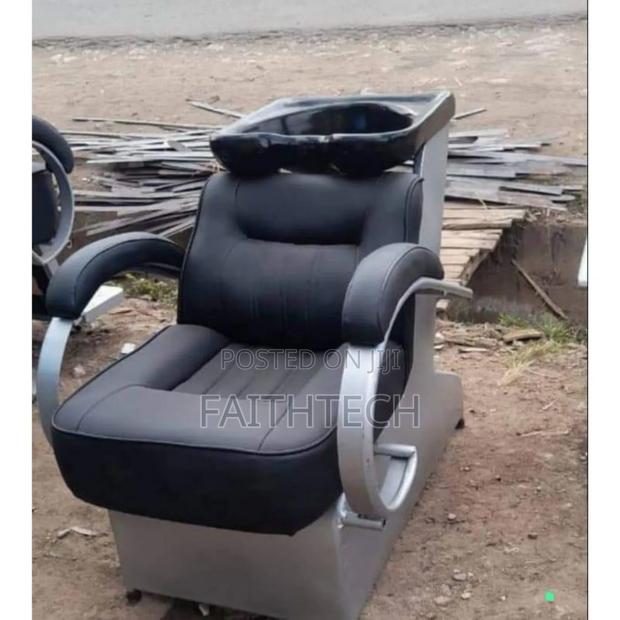 Modern Executive Barber Chair With Sink