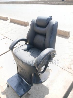 Kinyozi Barber Seat - thumbnail 2