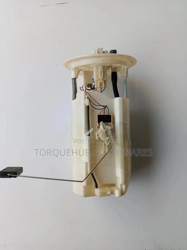 Toyota Lexus Rx350 3.5l Fuel Pump - thumbnail 2