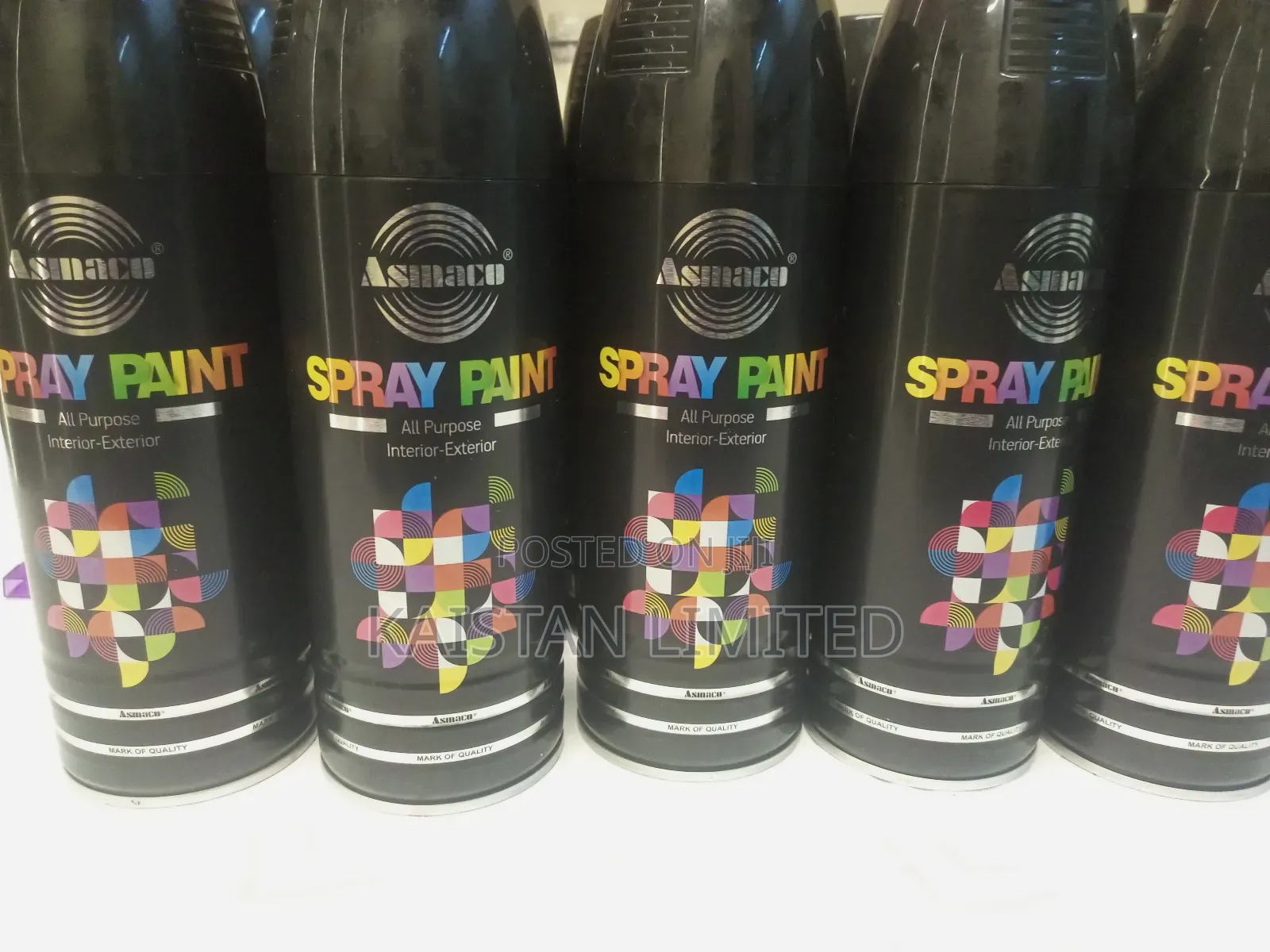 Spray Paint Cans Black