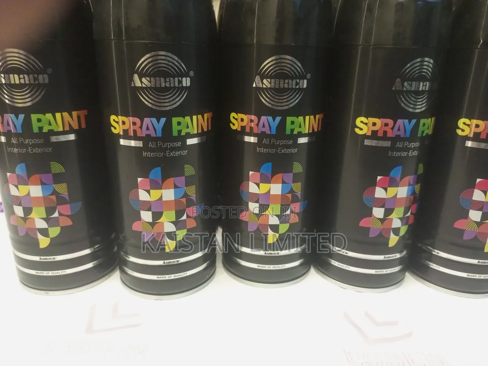 Black Spray Paint Cans