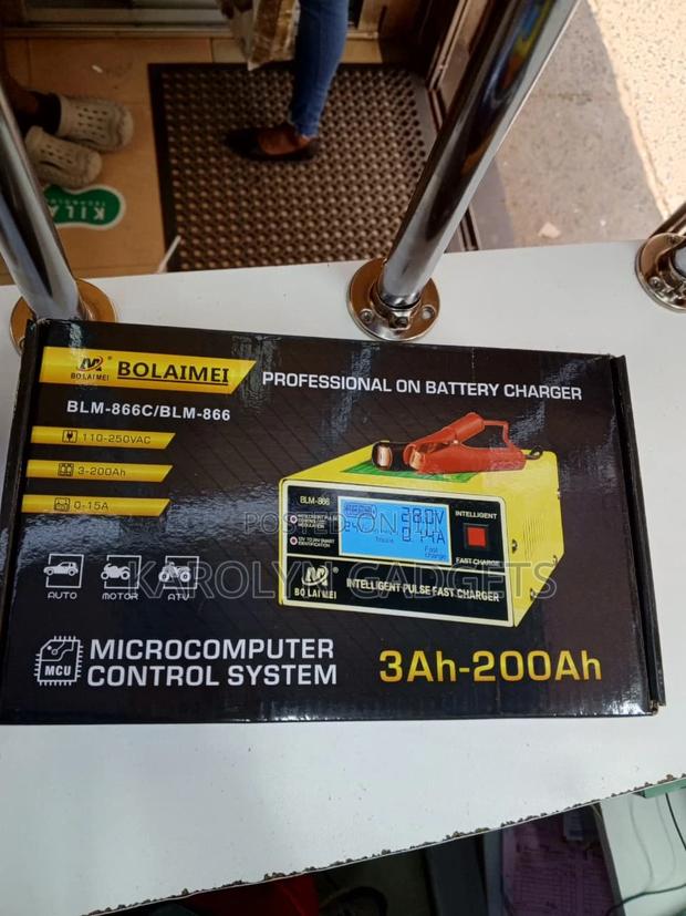 Bolaimei 12v 24v Smart Battery Charger LCD Display