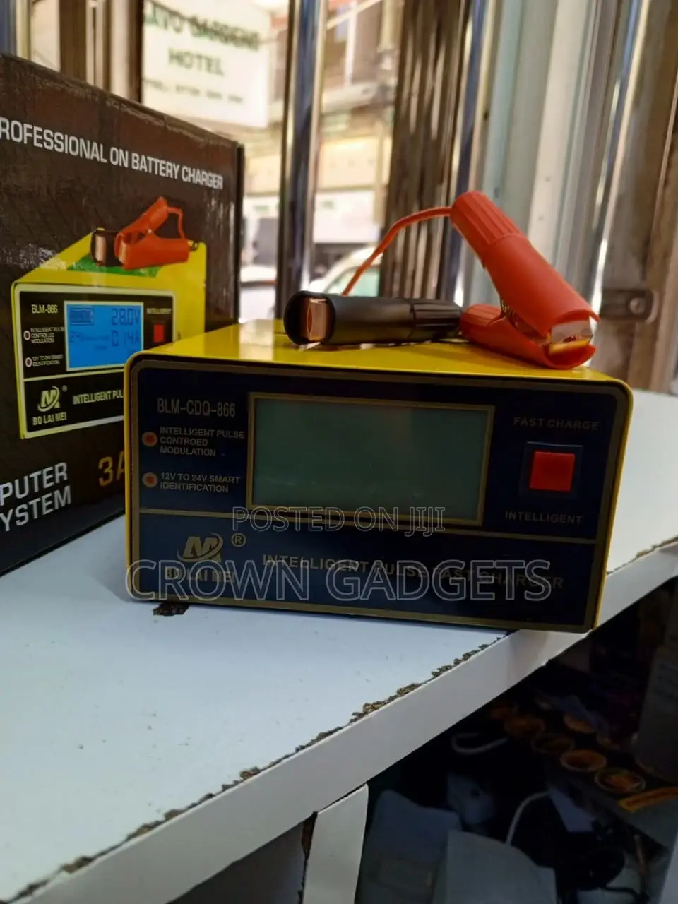 Bolaimei 12v 24v Smart Battery Charger LCD Display