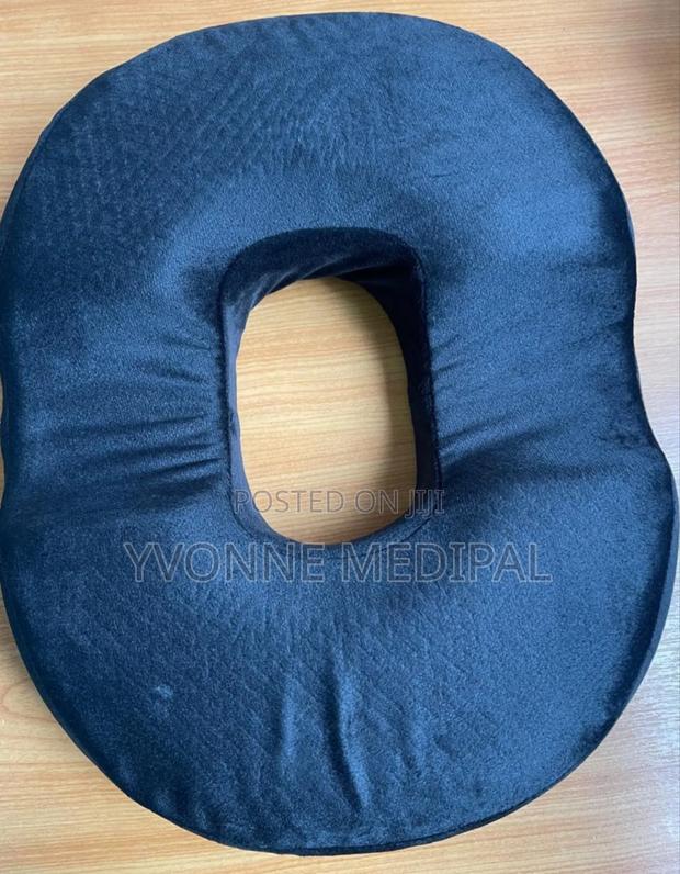 Auring Donut Cushion - main view
