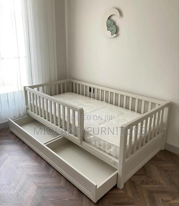 Montessori Toddler Bed With Drawer - thumbnail 3