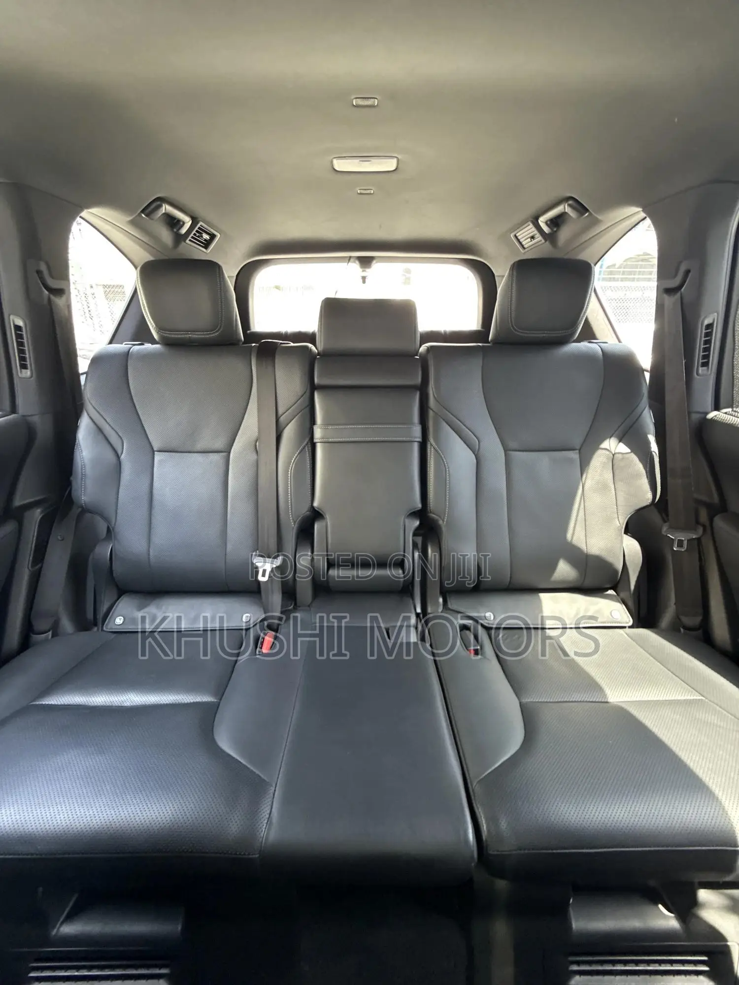Lexus LX 2022