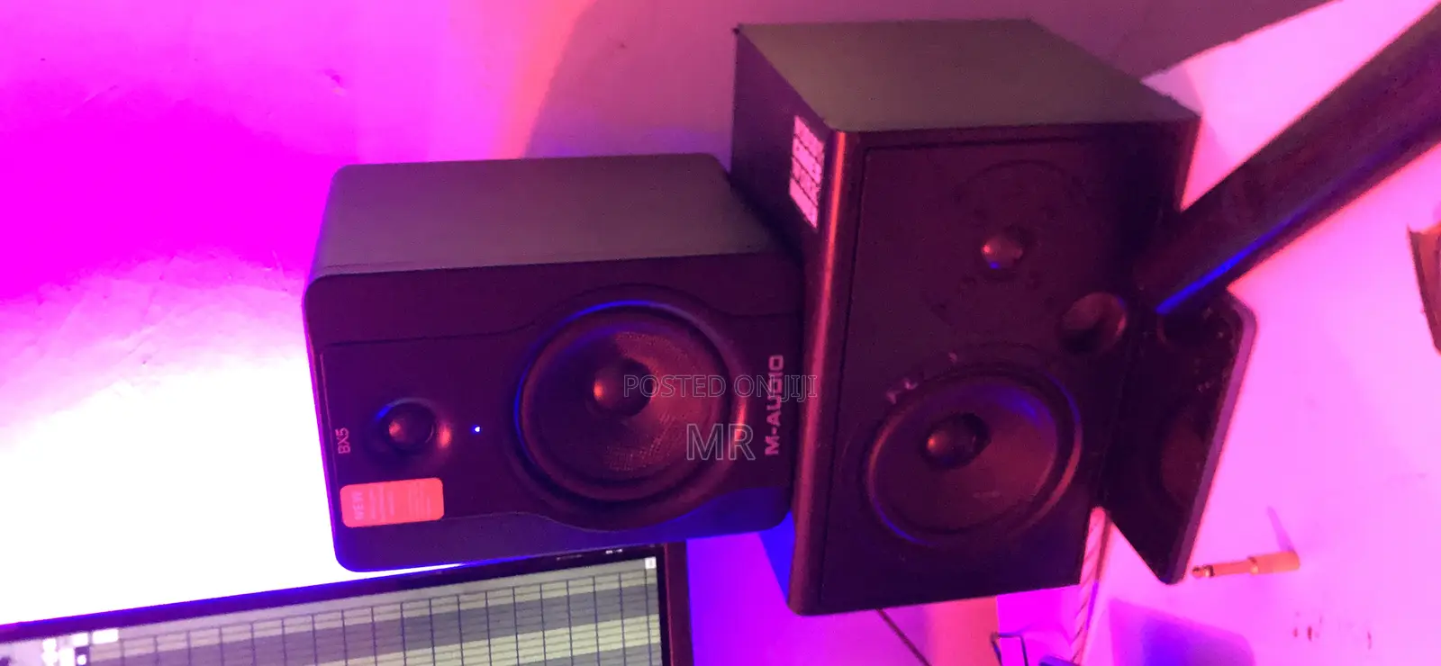Bx5 Studio Monitors