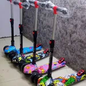 Adjustable Foldable Scooter Graffiti