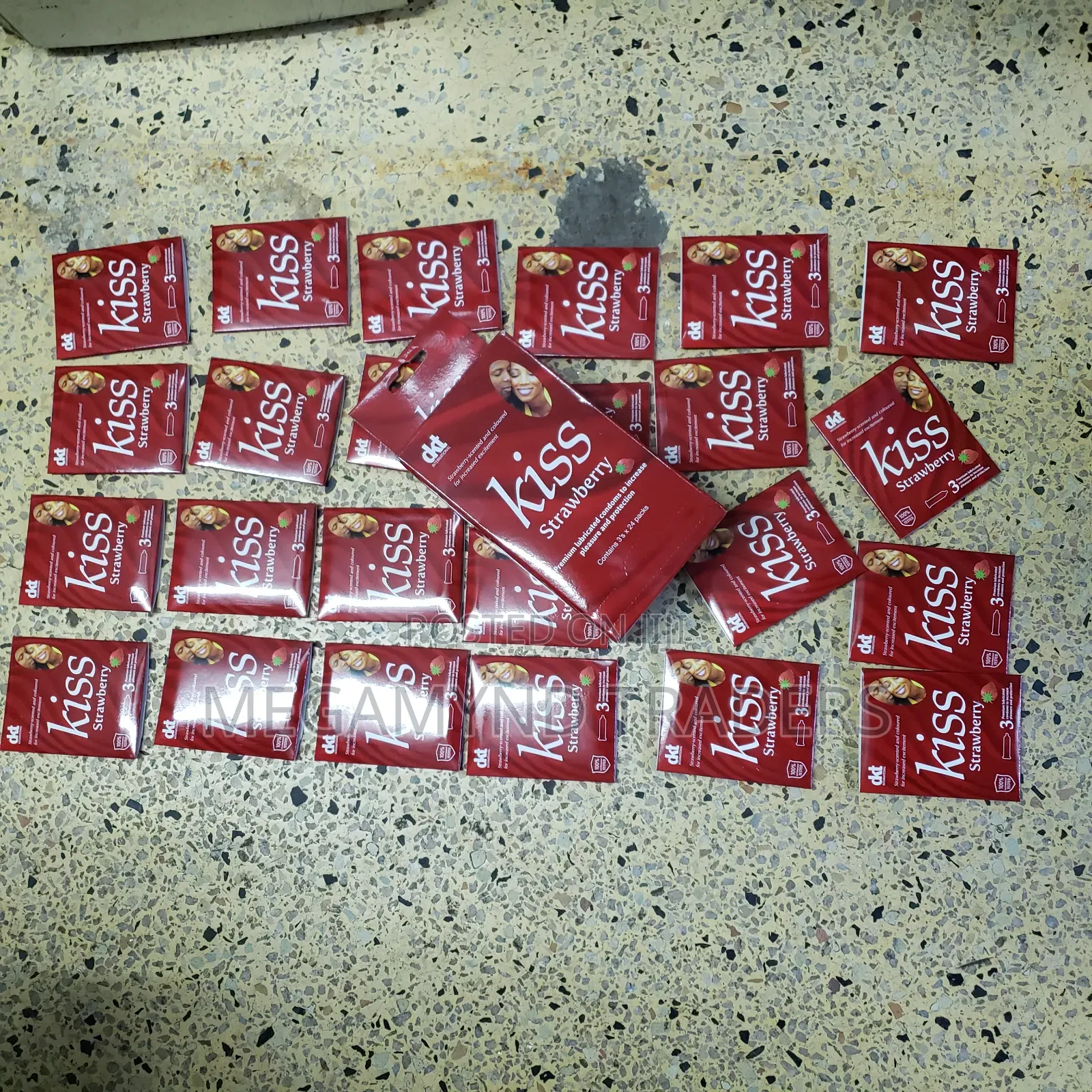 72pc Kiss Strawberry Condoms / Premium Lubricated Protection Condoms