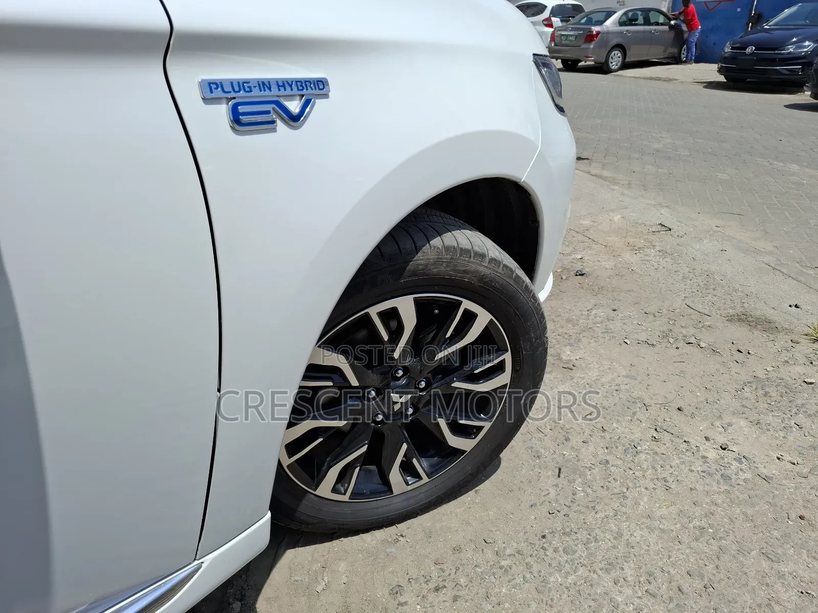 Mitsubishi Outlander 2019 White