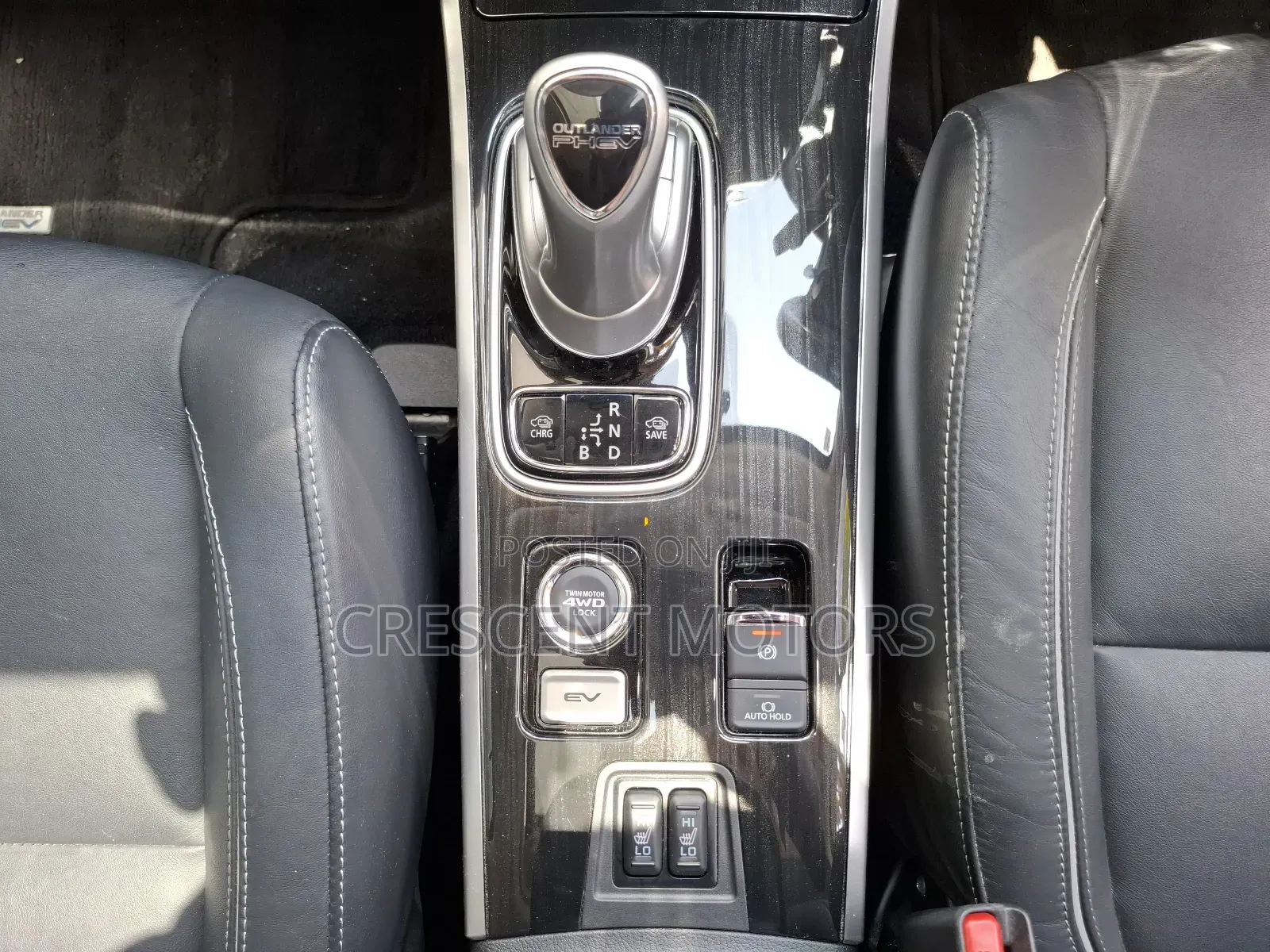 Mitsubishi Outlander 2019 White