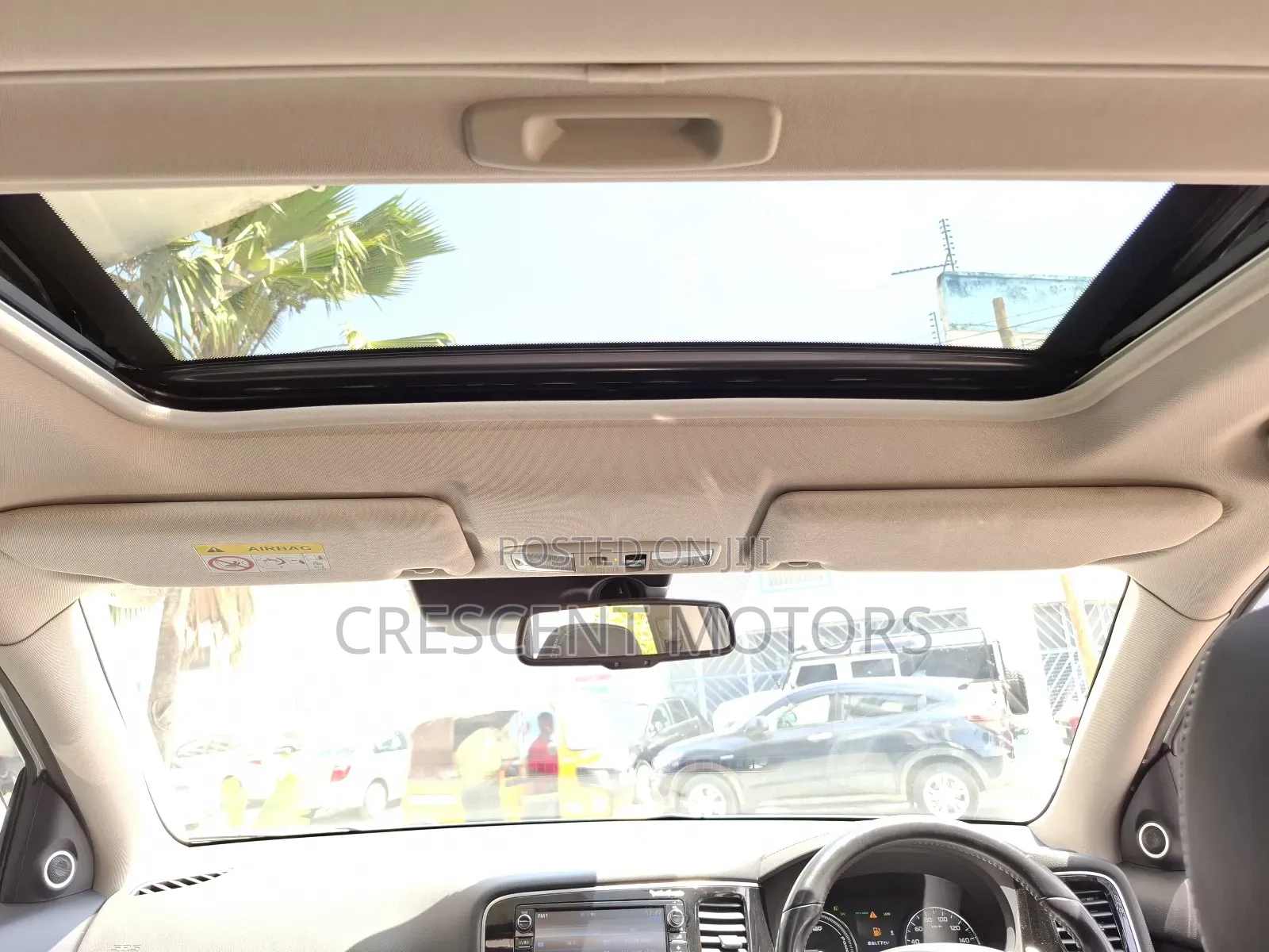 Mitsubishi Outlander 2019 White